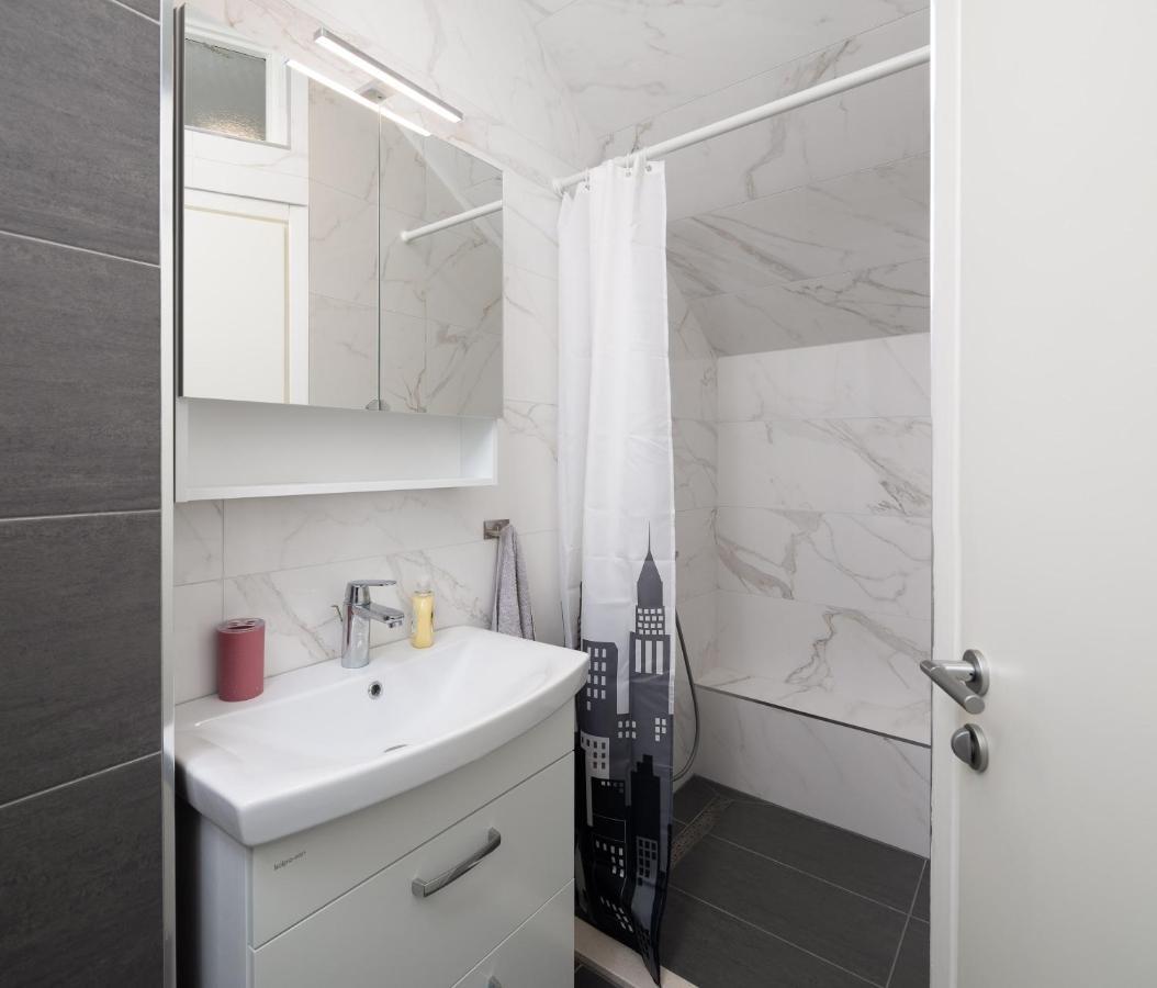 City Apartment Domagoj أوميس المظهر الخارجي الصورة